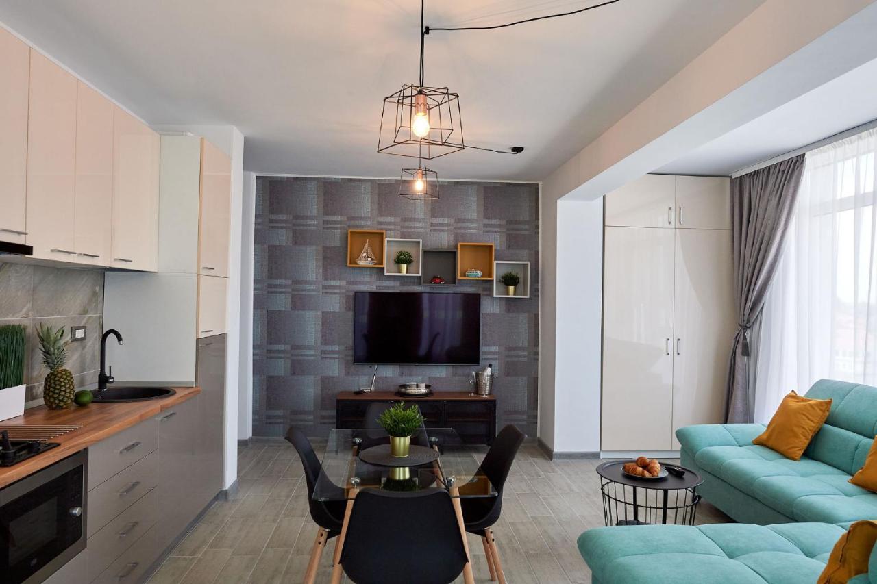 Năvodari Black Sea Estate Apartment Spa N Pool Beach Resort מראה חיצוני תמונה