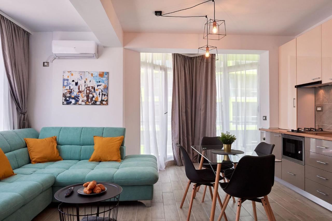 Năvodari Black Sea Estate Apartment Spa N Pool Beach Resort מראה חיצוני תמונה
